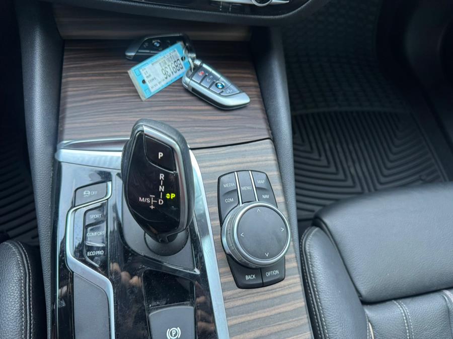 2017 BMW 5-Series 540i xDrive Sedan photo