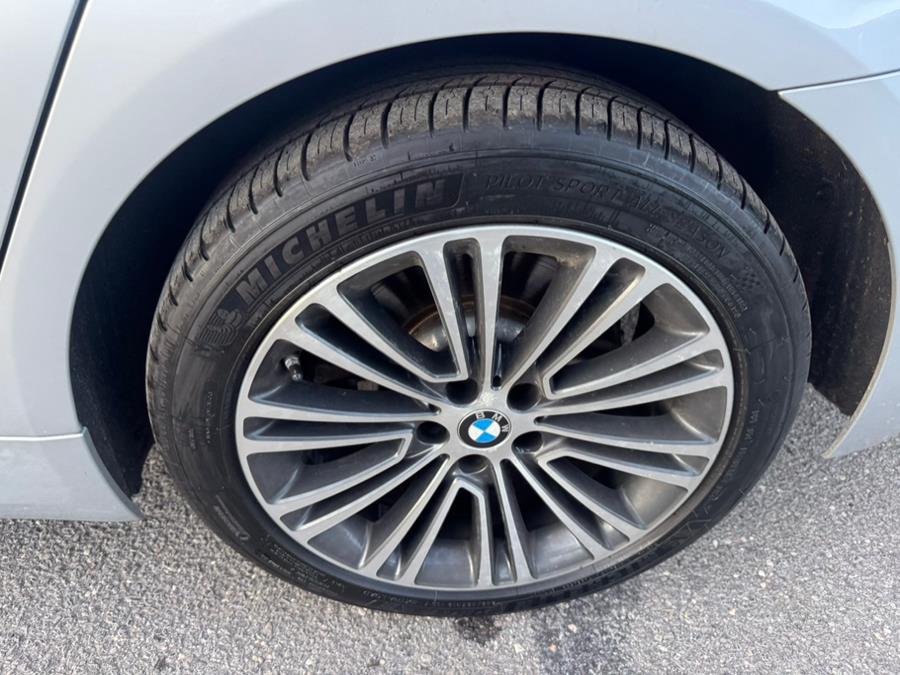 2017 BMW 5-Series 540i xDrive Sedan photo