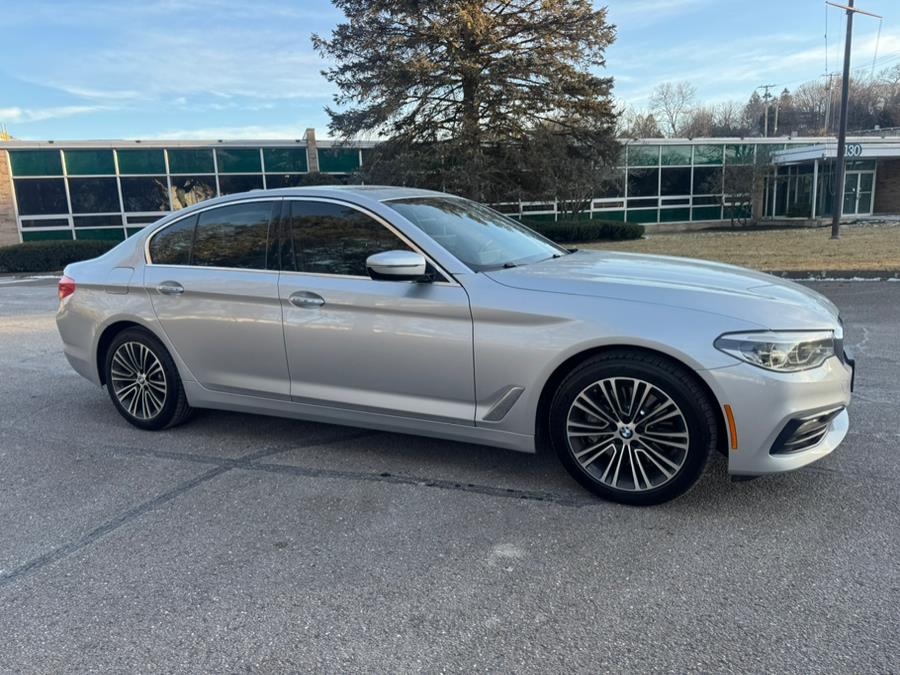 2017 BMW 5-Series 540i xDrive Sedan photo
