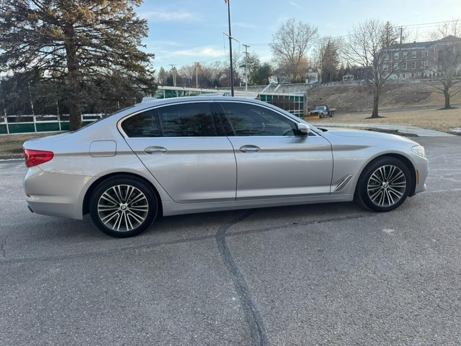 2017 BMW 5-Series 540i xDrive Sedan photo