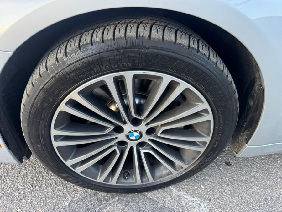 2017 BMW 5-Series 540i xDrive Sedan photo