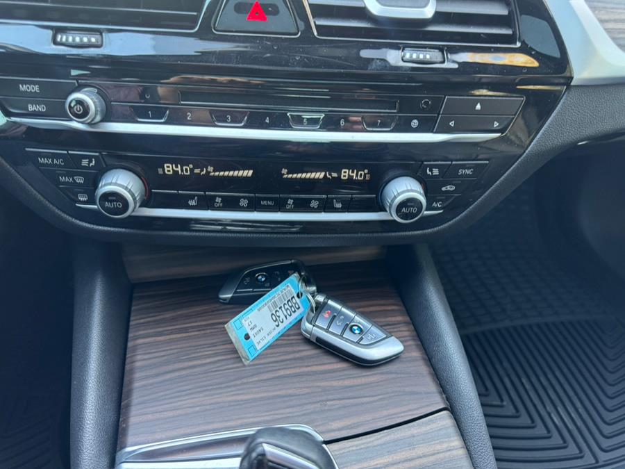 2017 BMW 5-Series 540i xDrive Sedan photo