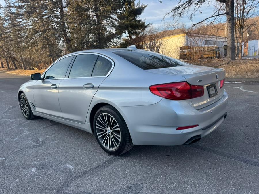 2017 BMW 5-Series 540i xDrive Sedan photo