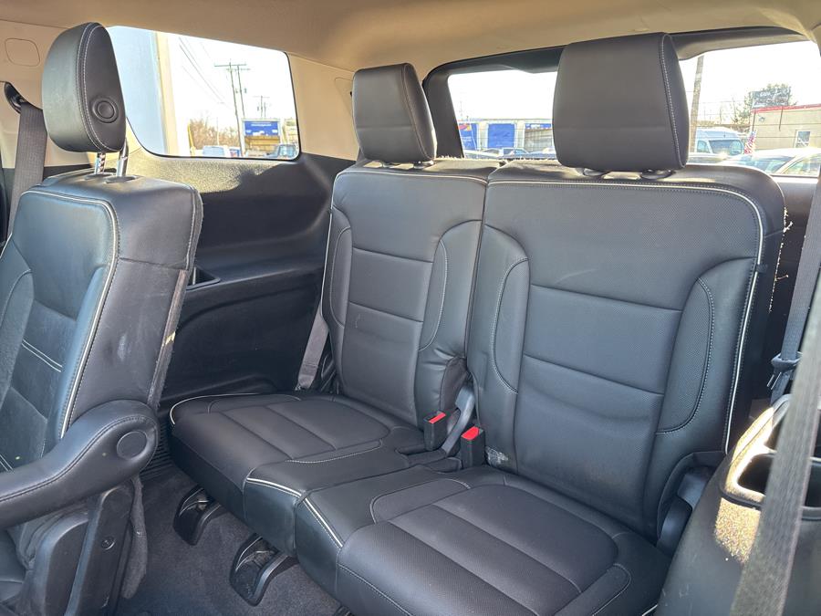 2019 GMC Acadia Denali photo