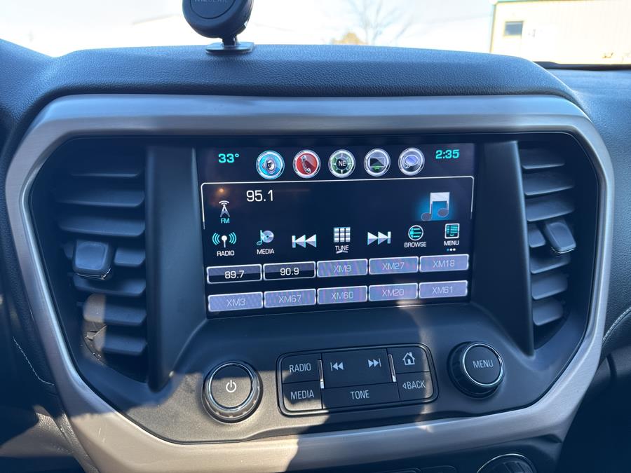 2019 GMC Acadia Denali photo