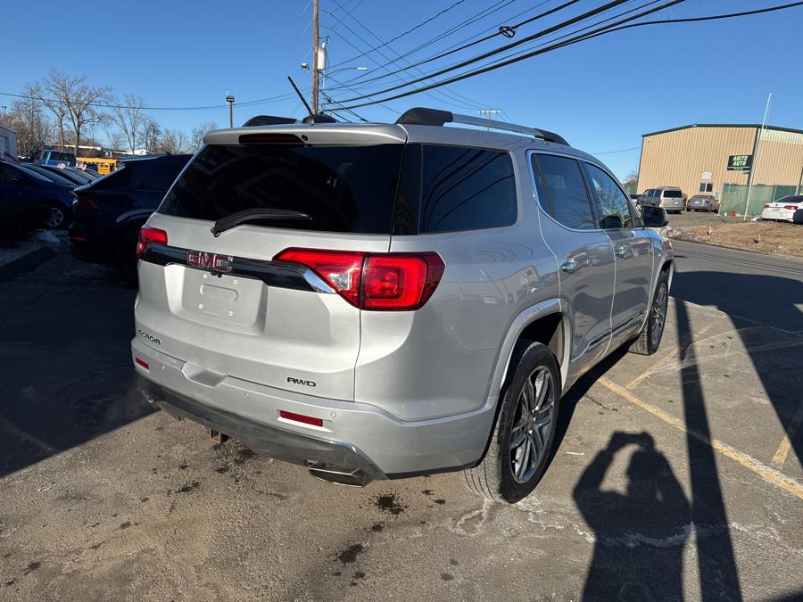2019 GMC Acadia Denali photo