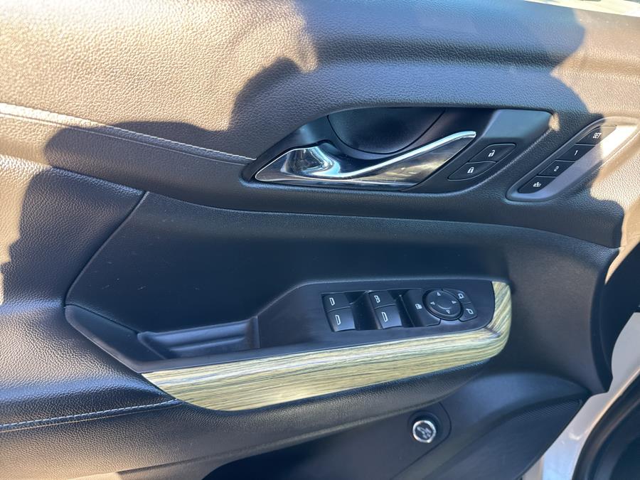 2019 GMC Acadia Denali photo