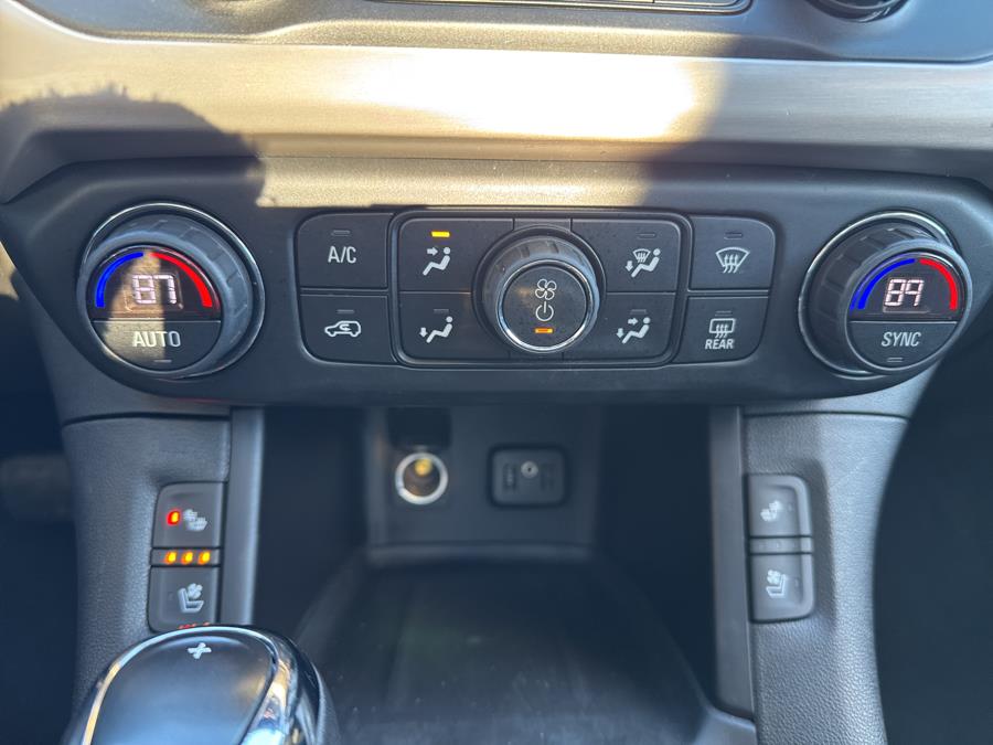 2019 GMC Acadia Denali photo