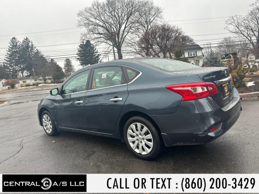 2017 Nissan Sentra S CVT photo