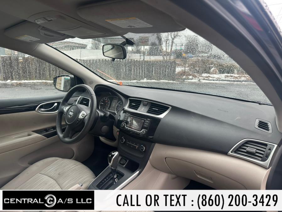 2017 Nissan Sentra S CVT photo