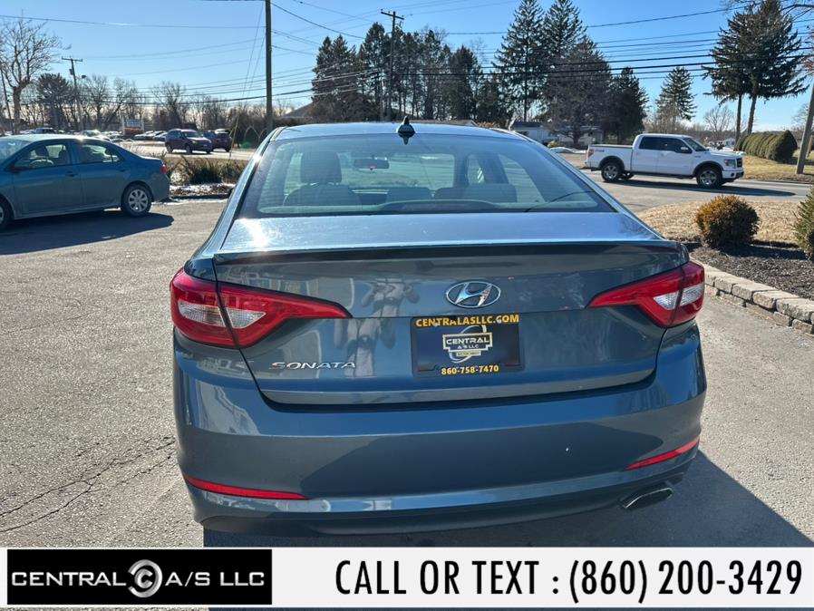 2015 Hyundai Sonata SE photo