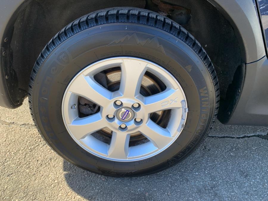 2010 Volvo XC70 3.2 photo