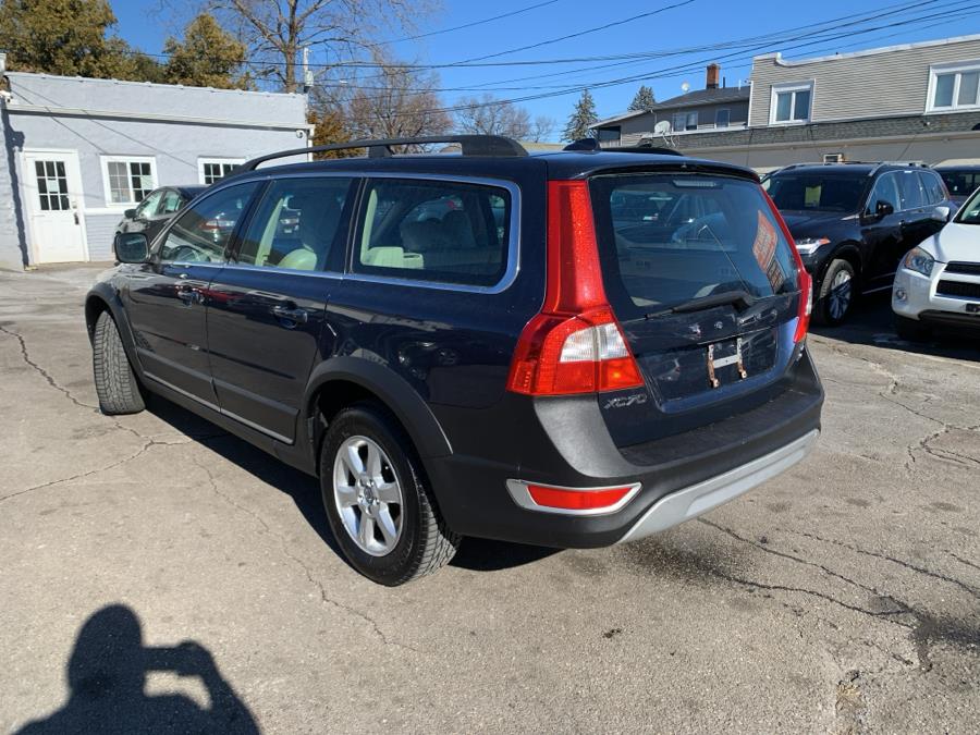 2010 Volvo XC70 3.2 photo