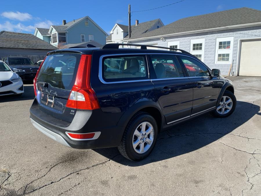 2010 Volvo XC70 3.2 photo