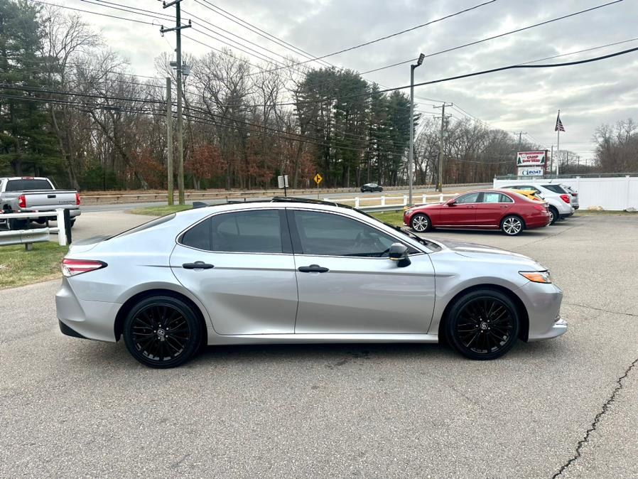 2020 Toyota Camry XLE Auto (Natl) photo