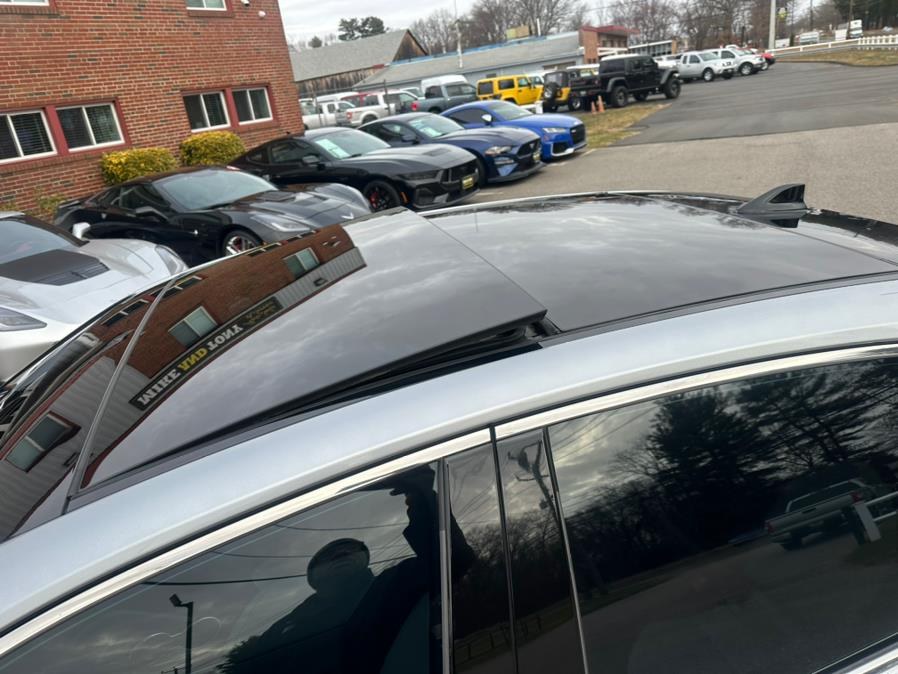 2020 Toyota Camry XLE Auto (Natl) photo