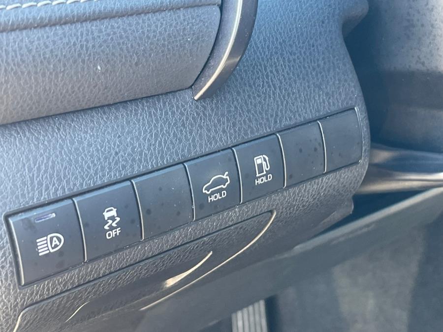 2022 Toyota Camry SE Auto (Natl) photo