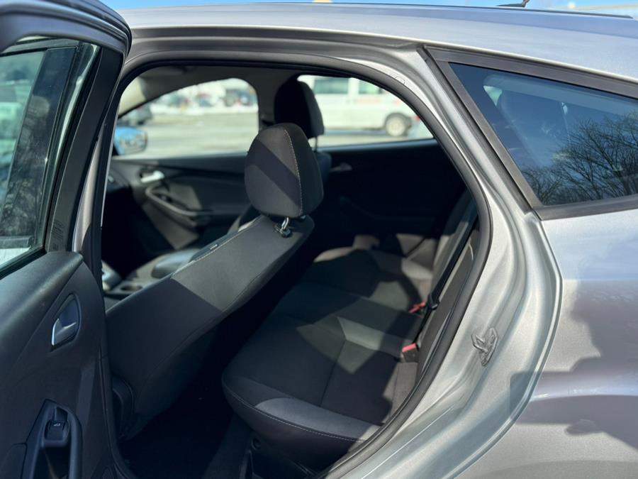 2014 Ford Focus SE photo