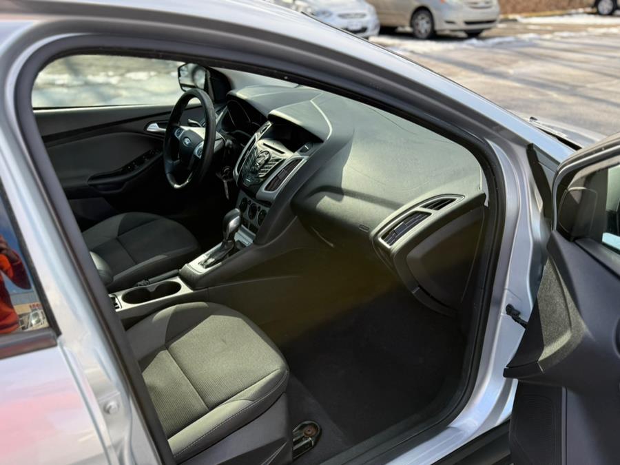 2014 Ford Focus SE photo