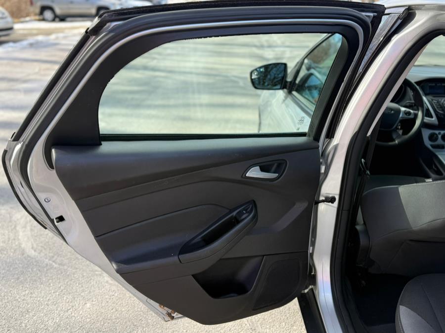 2014 Ford Focus SE photo