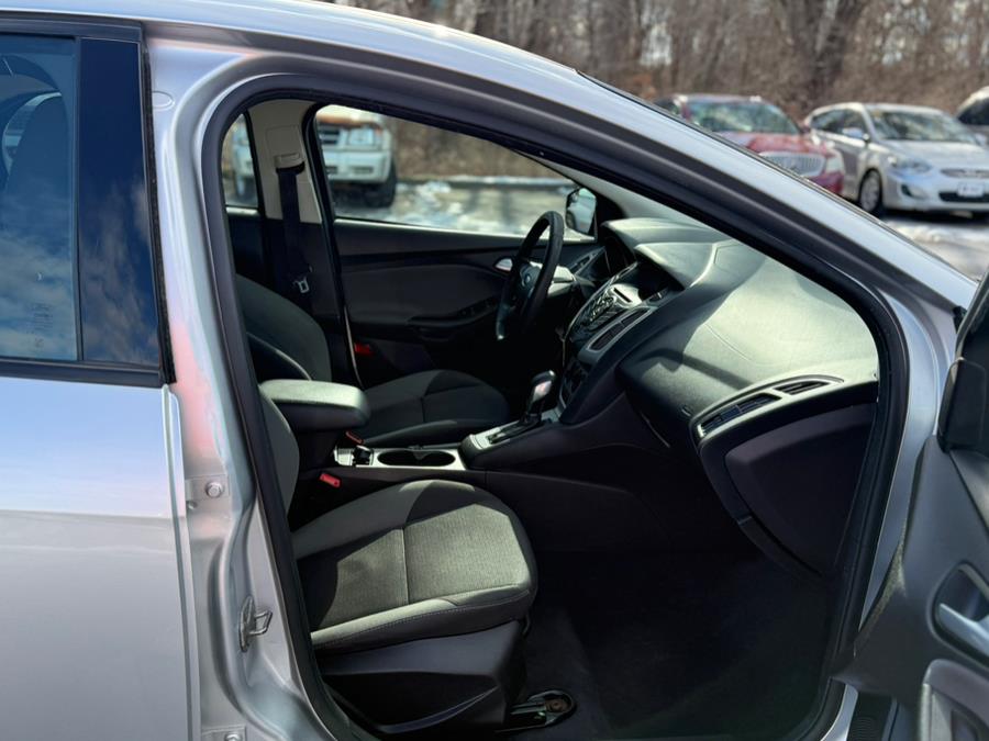 2014 Ford Focus SE photo