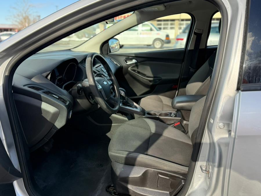 2014 Ford Focus SE photo
