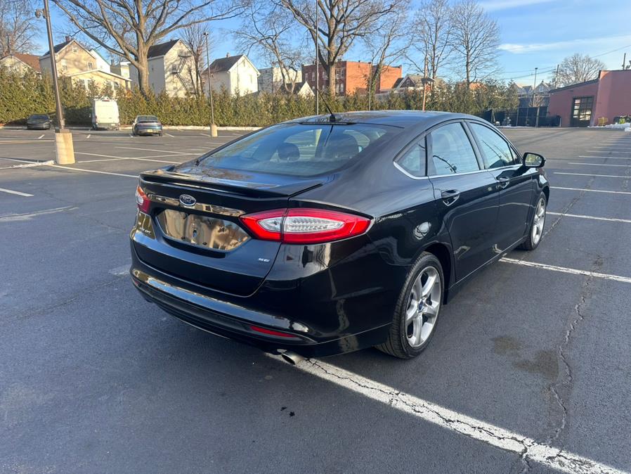 2014 Ford Fusion SE photo
