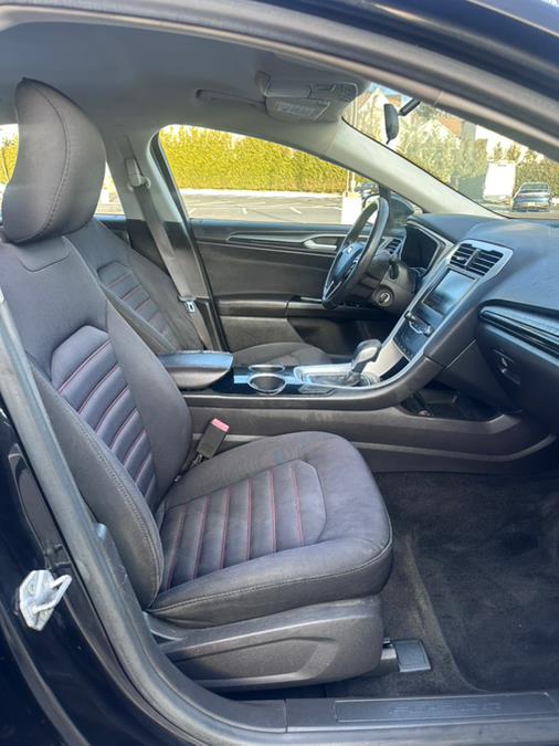 2014 Ford Fusion SE photo