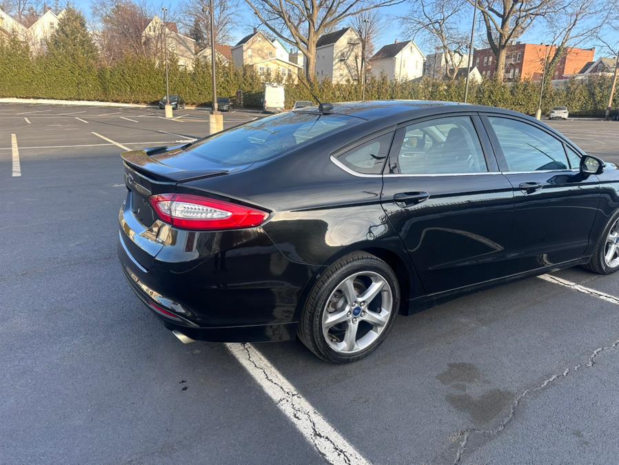 2014 Ford Fusion SE photo