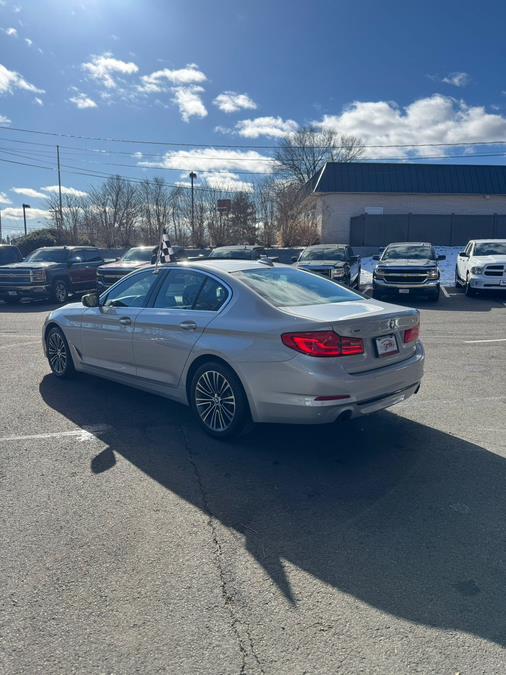 2017 BMW 5-Series 530i xDrive Sedan photo