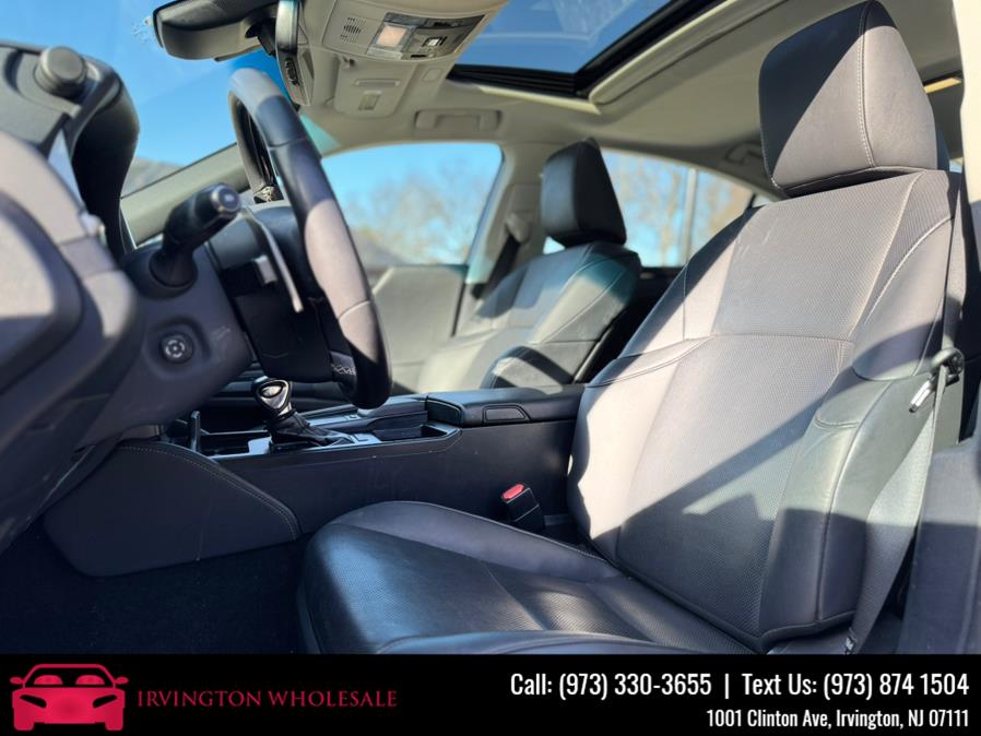 2021 Lexus ES ES photo