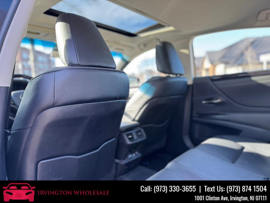 2021 Lexus ES ES photo