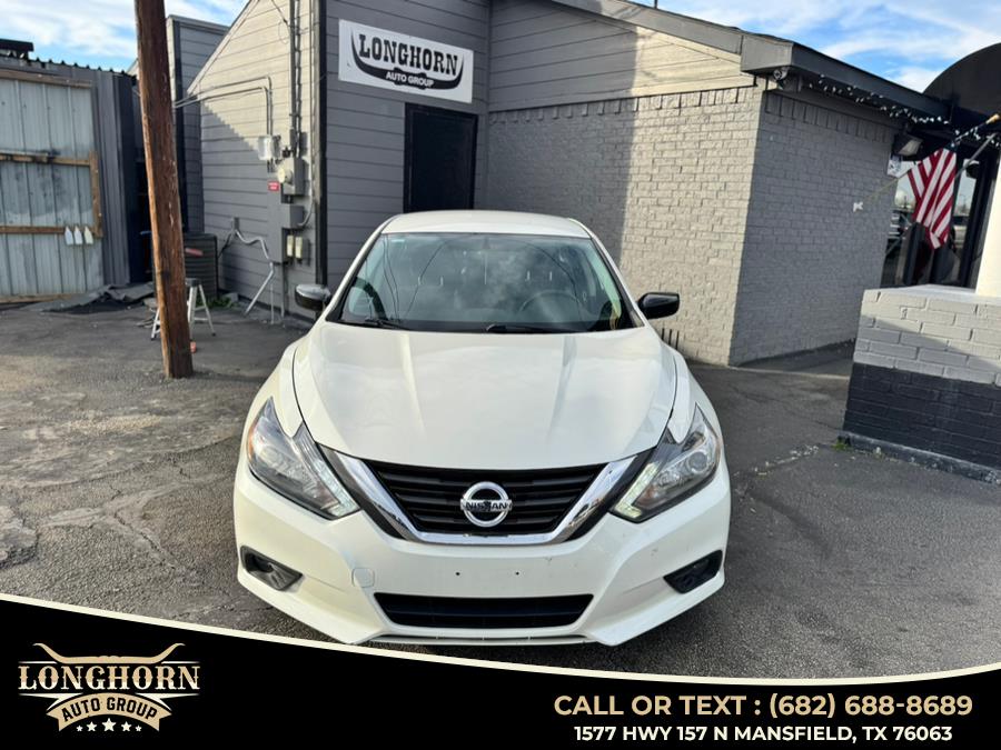 2017 Nissan Altima 2017.5 2.5 SR Sedan photo