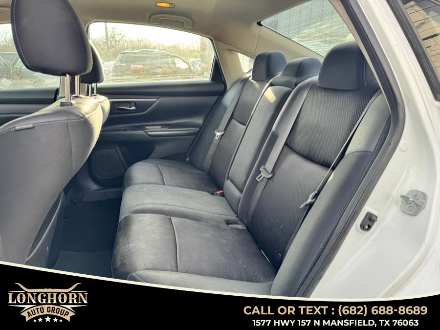 2017 Nissan Altima 2017.5 2.5 SR Sedan photo
