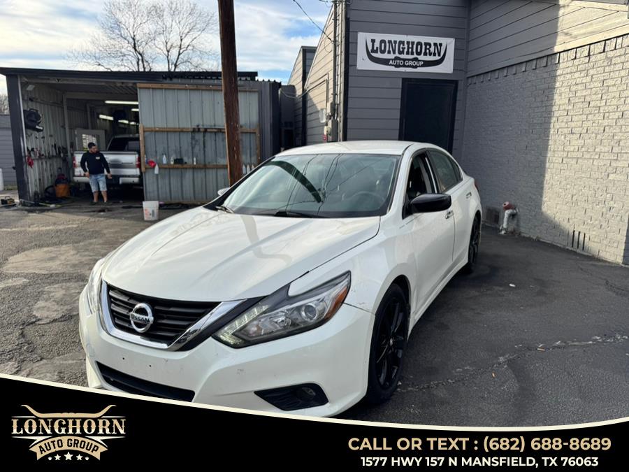 2017 Nissan Altima 2017.5 2.5 SR Sedan photo