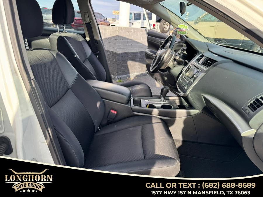 2017 Nissan Altima 2017.5 2.5 SR Sedan photo