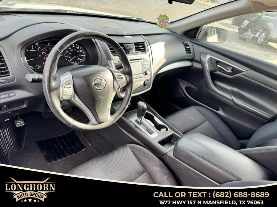 2017 Nissan Altima 2017.5 2.5 SR Sedan photo