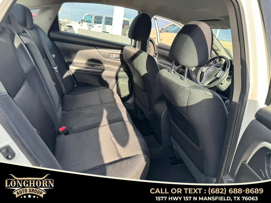 2017 Nissan Altima 2017.5 2.5 SR Sedan photo