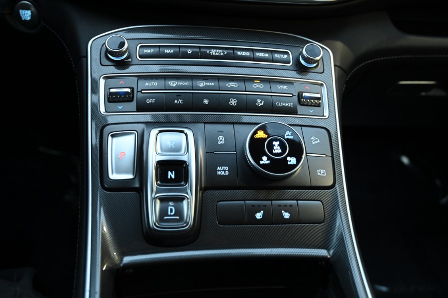 2021 Hyundai Santa Fe SEL AWD photo