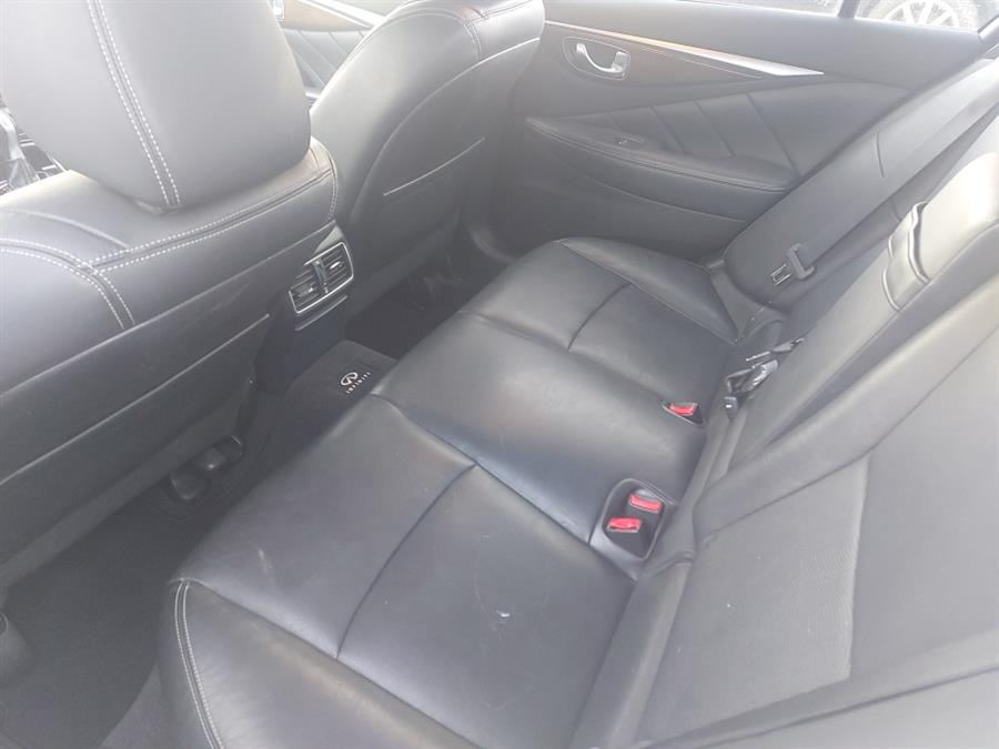 2014 Infiniti Q50 photo