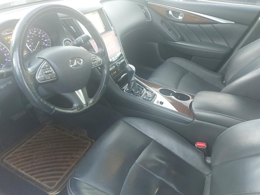 2014 Infiniti Q50 photo