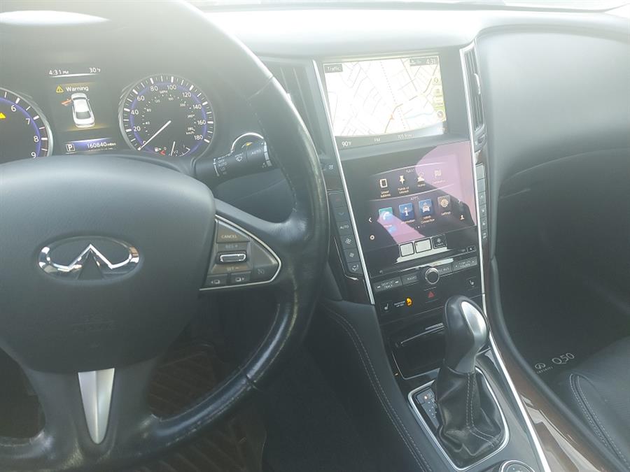 2014 Infiniti Q50 photo