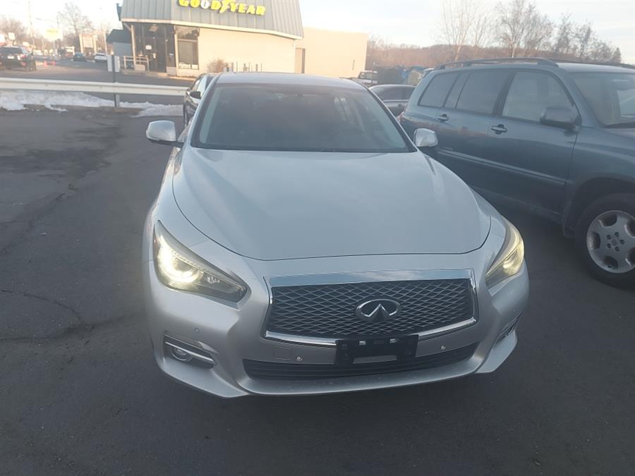 2014 Infiniti Q50 photo