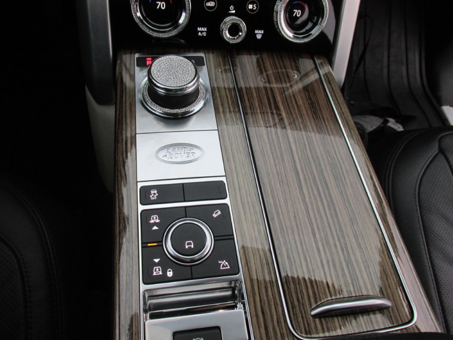 2018 Land Rover Range Rover V8 Supercharged SWB photo