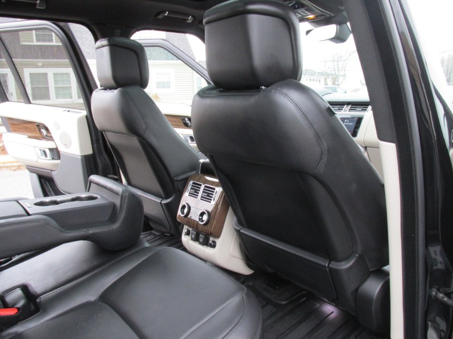 2018 Land Rover Range Rover V8 Supercharged SWB photo