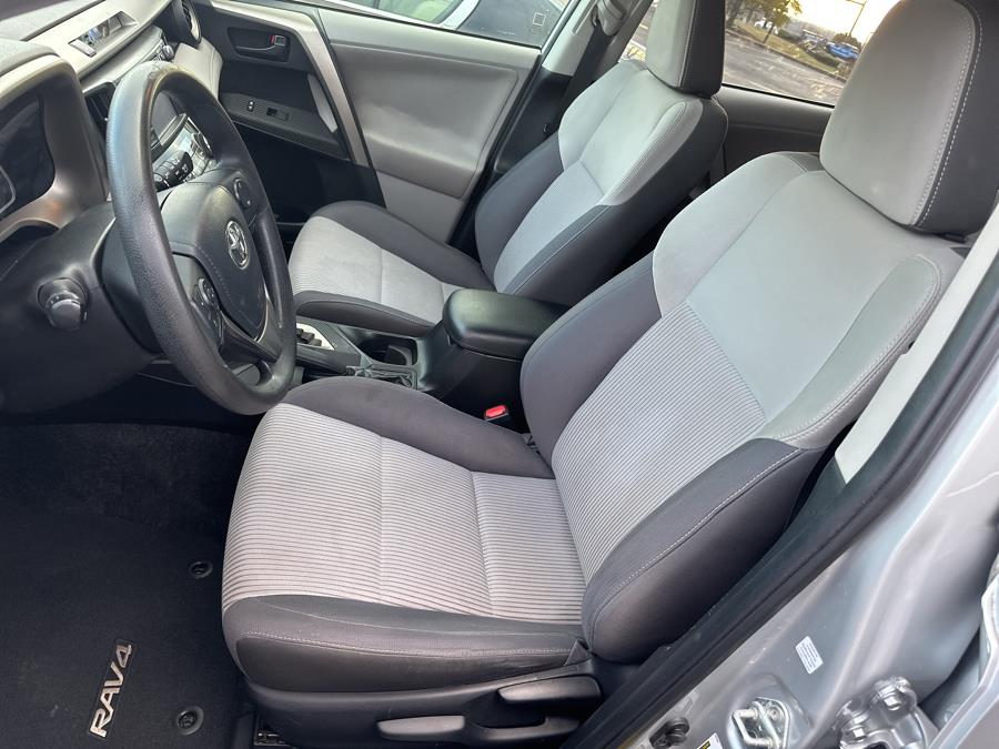 2013 Toyota RAV4 XLE photo