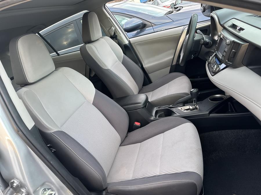 2013 Toyota RAV4 XLE photo