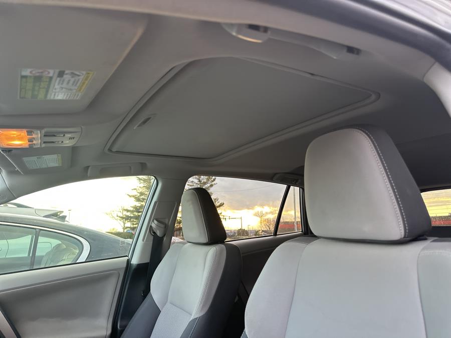 2013 Toyota RAV4 XLE photo
