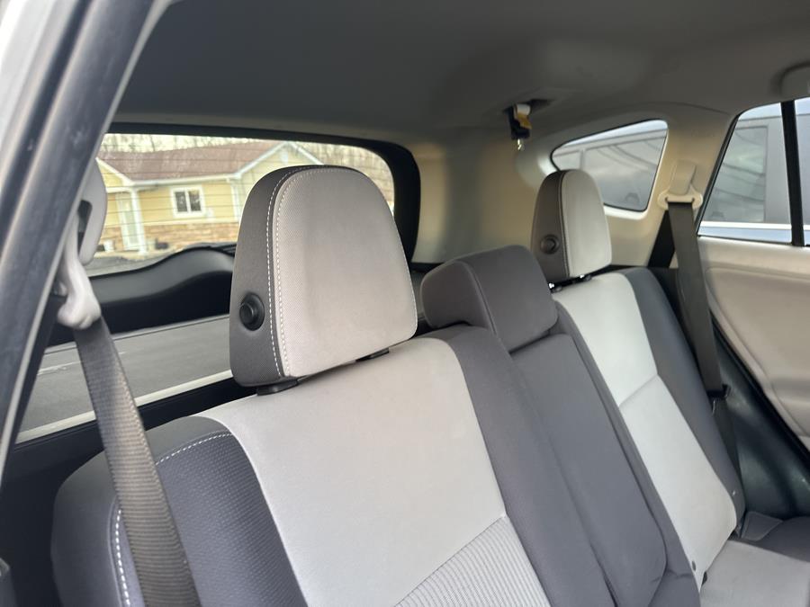 2013 Toyota RAV4 XLE photo