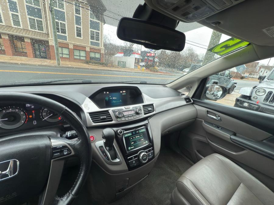 2015 Honda Odyssey 5dr EX-L photo